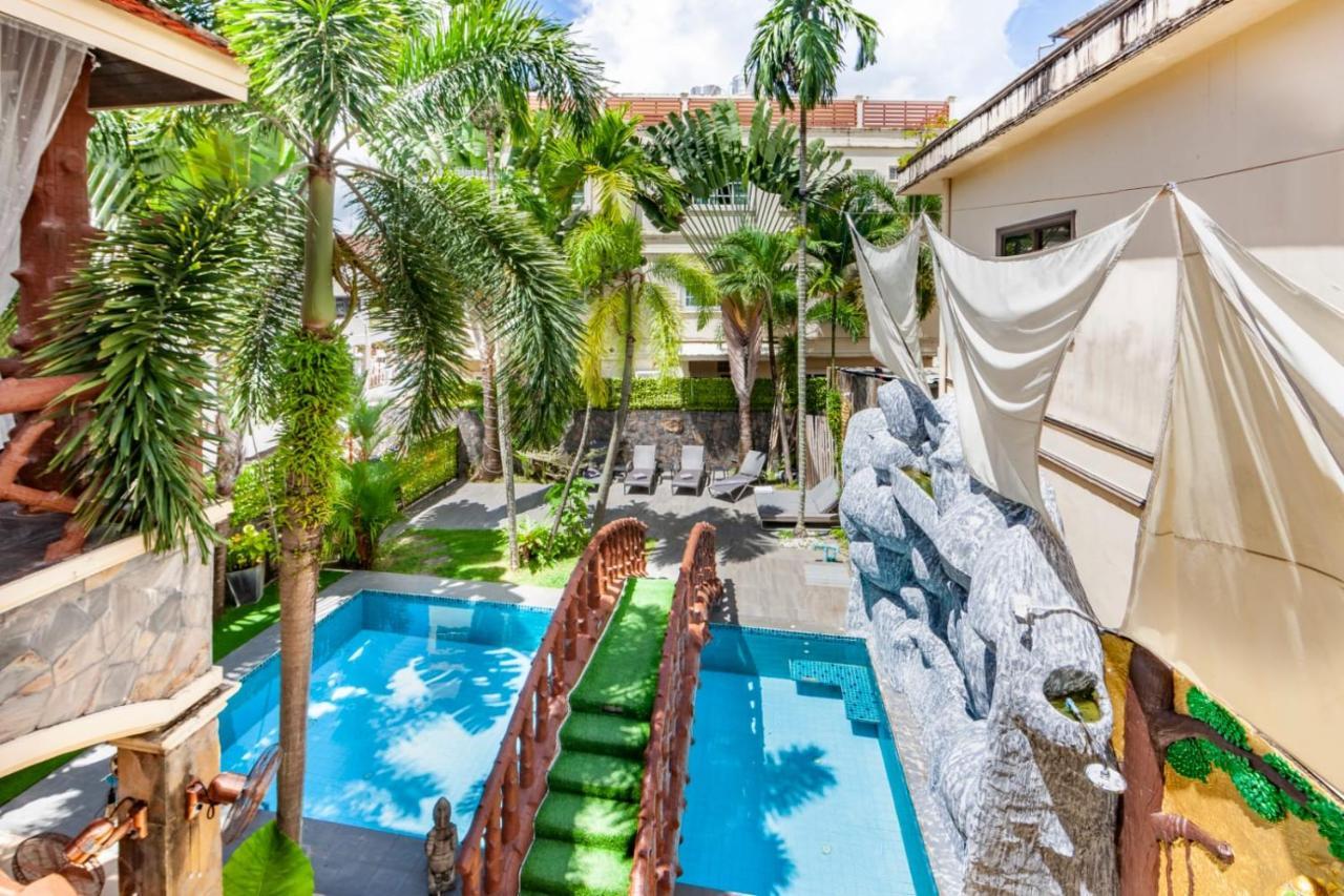 Villa Cologne​ @Nanai Villa Patong Exterior foto